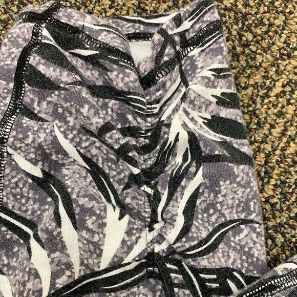 DANSKIN Now loungewear Capri leggings 2 pack - Picture 9 of 11